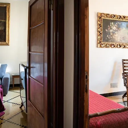 The Chandelier * Cenova