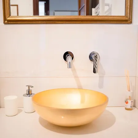 The Chandelier Апартаменты *