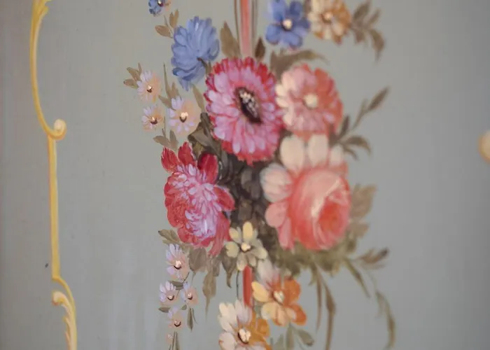 The Chandelier アパート