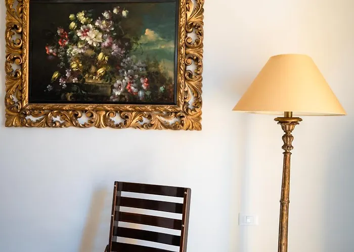 The Chandelier * Genova