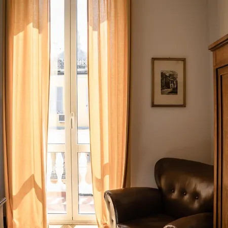 The Chandelier * Genua