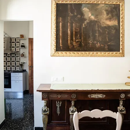 The Chandelier Appartement